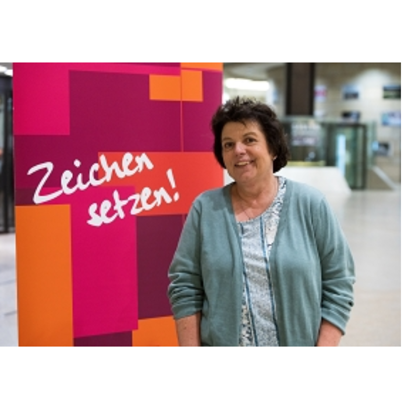  Monika Willimzig